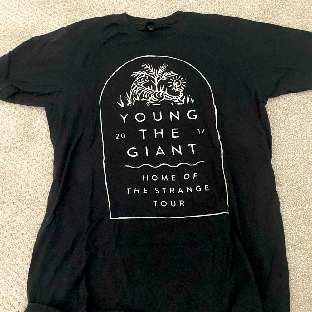 YOUNG THE GIANT TSHIRT